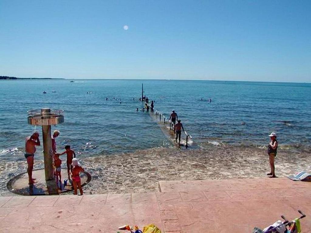 Apartman Ema Novigrad Istria Kültér fotó