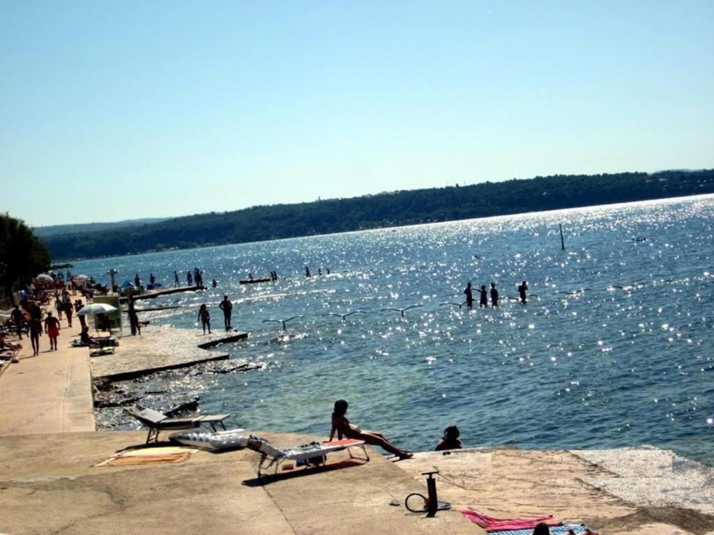 Apartman Ema Novigrad Istria Kültér fotó